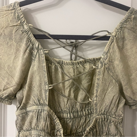 SOLD! Rebellion Again Criss-Cross Lace Up Backless Ruffle Hem Peplum Crop Top M - Picture 11 of 16